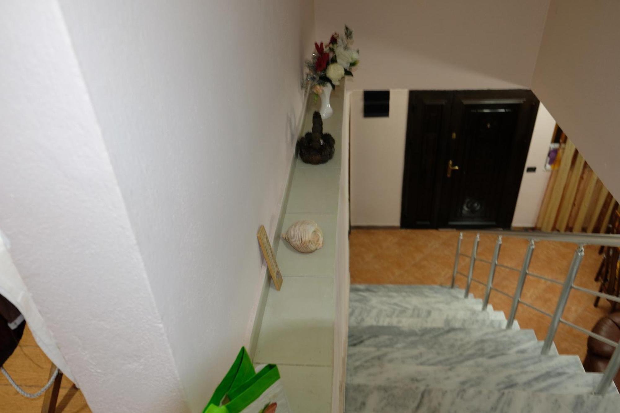 Kroi'Pistolve Krujë Extérieur photo